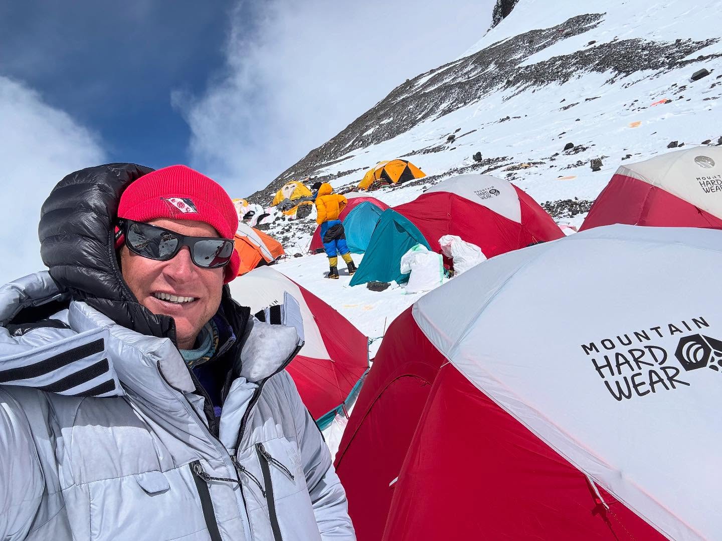 Garrett Madison scales Mt Everest for 16th time, second to Kenton Cool for most ascents by non-Nepalis
